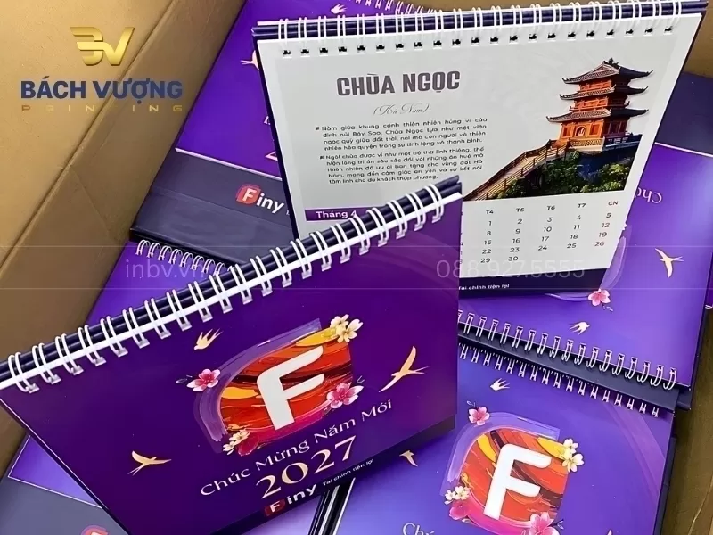 Mẫu lịch để b&agrave;n thiết kế theo y&ecirc;u cầu 13 tờ in khung cảnh thi&ecirc;n nhi&ecirc;n h&ugrave;ng vĩ