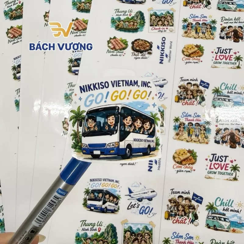 Sticker khởi h&agrave;nh du lịch