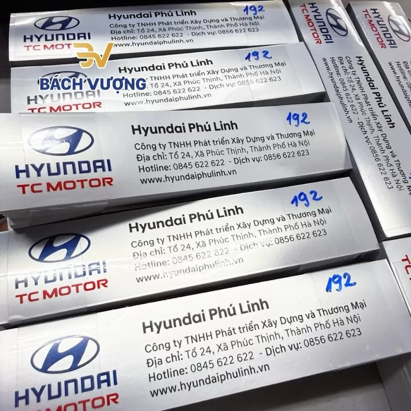 Decal xi bạc tin th&ocirc;ng tin đại l&yacute; &ocirc; t&ocirc; 