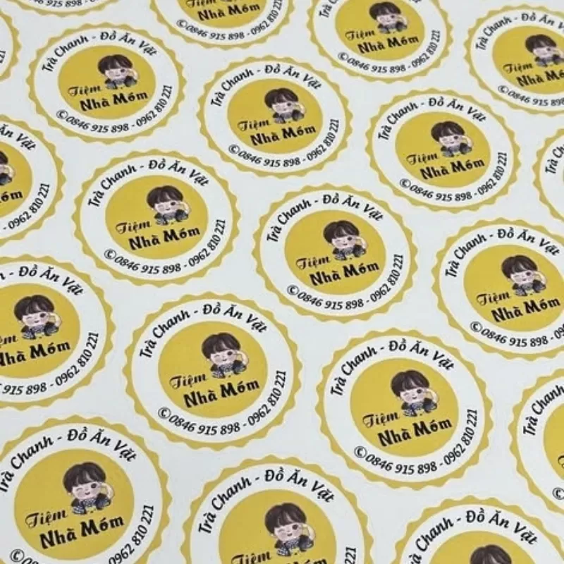 Tem nh&atilde;n in decal giấy cho đồ ăn vặt 