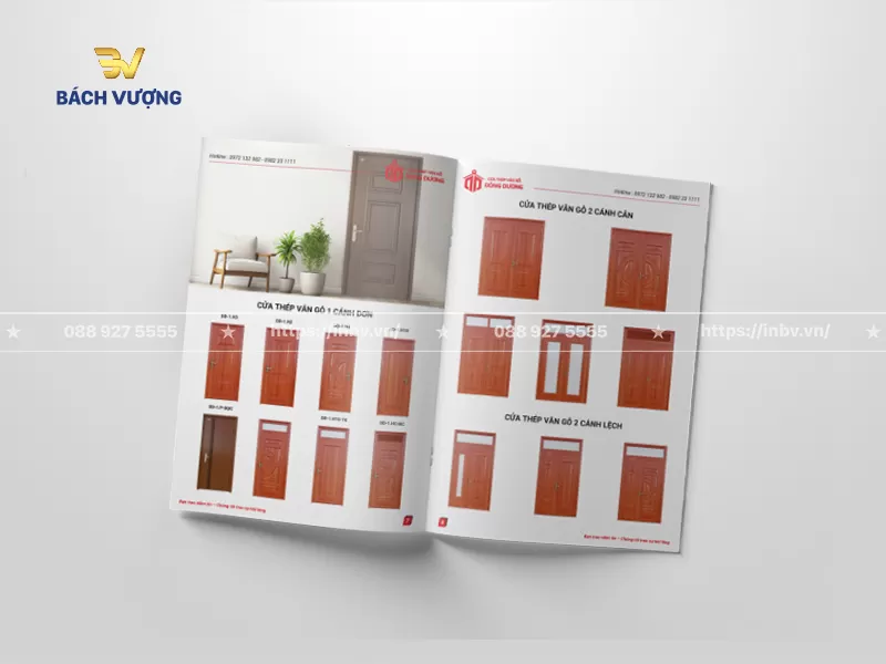 Trang nội dung mẫu catalogue cửa sắt v&acirc;n gỗ giới thiệu c&aacute;c d&ograve;ng cửa k&egrave;m m&atilde; sản phẩm & h&igrave;nh ảnh trực quan