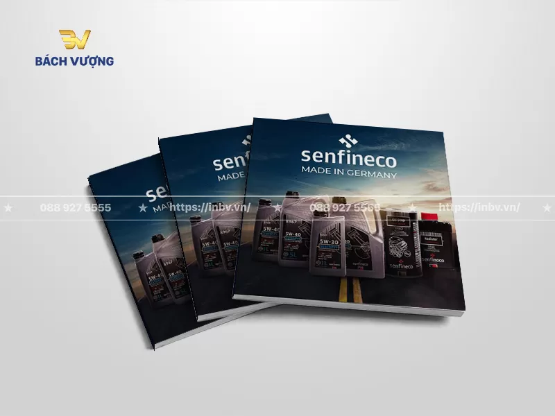 mẫu catalogue dầu nhớt b&igrave;a vu&ocirc;ng sử dụng ph&ocirc;ng nền cung đường cao tốc hiện đại dưới bầu trời ho&agrave;ng h&ocirc;n, l&agrave;m nổi bật dải sản phẩm dầu động cơ cao cấp