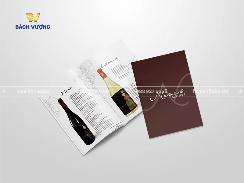 mẫu catalogue rượu thiết kế b&igrave;a tối giản sang trọng v&agrave; trang sản phẩm tinh tế đi k&egrave;m th&ocirc;ng tin chi tiết về nồng độ, xuất xứ & hương vị