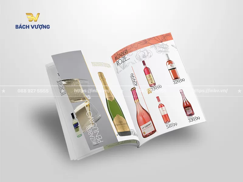 Thiết kế trang mẫu catalogue rượu vang phong c&aacute;ch trẻ trung, tươi mới với h&igrave;nh ảnh chai vang & ly rượu tr&agrave;n đầy sủi bọt k&egrave;m b&aacute;o gi&aacute; trực quan
