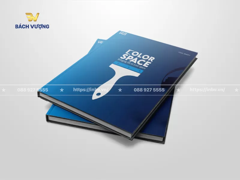 mẫu catalogue sơn thiết kế b&igrave;a cứng xanh dương sang trọng nổi bật với biểu tượng chiếc dao bả m&agrave;u trắng ở trung t&acirc;m