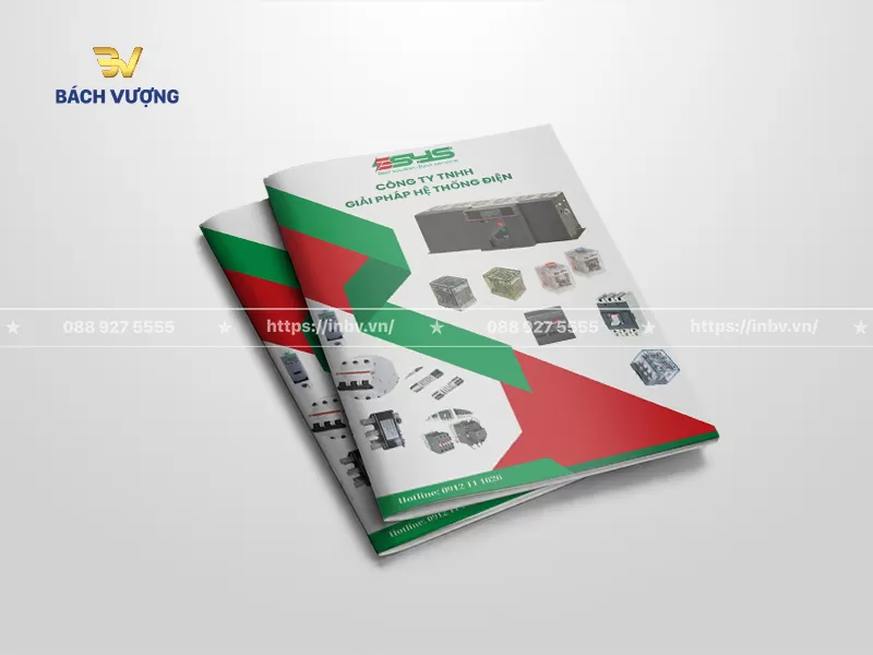 mẫu catalogue thiết bị điện c&ocirc;ng nghiệp phong c&aacute;ch hiện đại với c&aacute;c đường v&aacute;t g&oacute;c h&igrave;nh học m&agrave;u xanh l&aacute; & đỏ hiển thị trực quan c&aacute;c d&ograve;ng sản phẩm, k&egrave;m số hotline ở ch&acirc;n trang