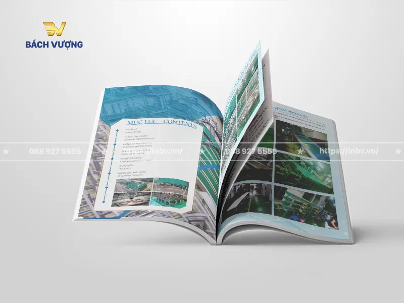 Thiết kế trang mục lục v&agrave; hệ thống băng tải trong mẫu catalogue thiết bị điện với c&aacute;c danh mục r&otilde; r&agrave;ng như thư ngỏ, th&ocirc;ng tin chung, sơ đồ tổ chức, sản phẩm, năng lực m&aacute;y m&oacute;c kết hợp c&ugrave;ng c&aacute;c &ocirc; ảnh nh&agrave; xưởng thu nhỏ