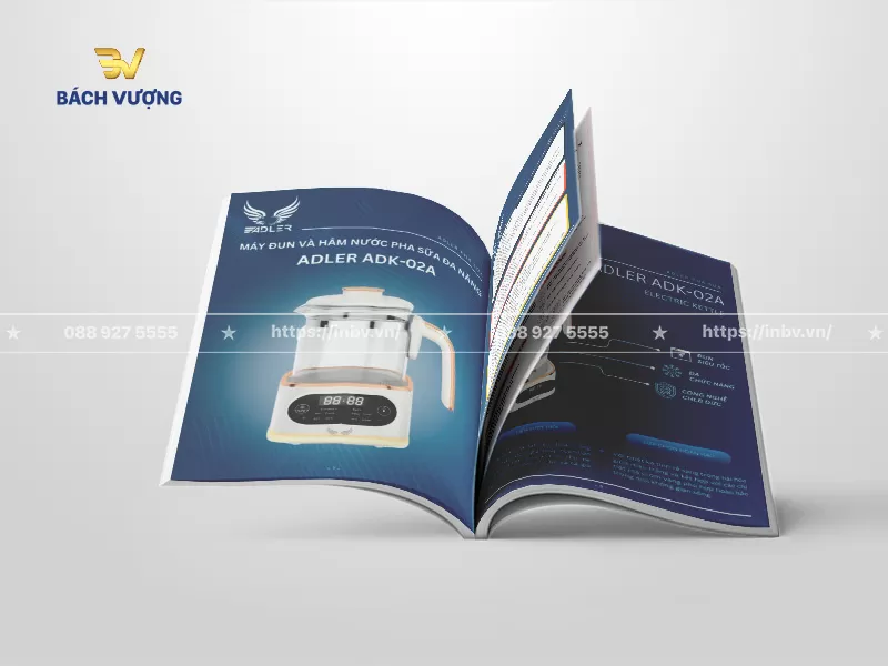 Trang nội dung mẫu catalogue thiết bị điện gia dụng với h&igrave;nh ảnh sản phẩm sắc n&eacute;t tr&ecirc;n nền xanh dương hiện đại tr&igrave;nh b&agrave;y t&iacute;nh năng nổi bật của sản phẩm