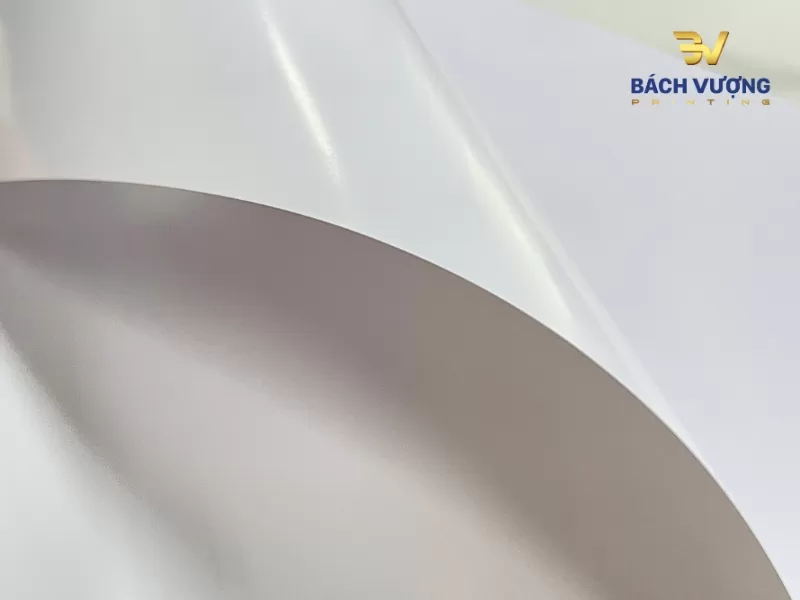 Giấy Couche Matt c&oacute; bề mặt mịn sang trọng, gi&uacute;p mang lại chiều s&acirc;u cho ấn phẩm