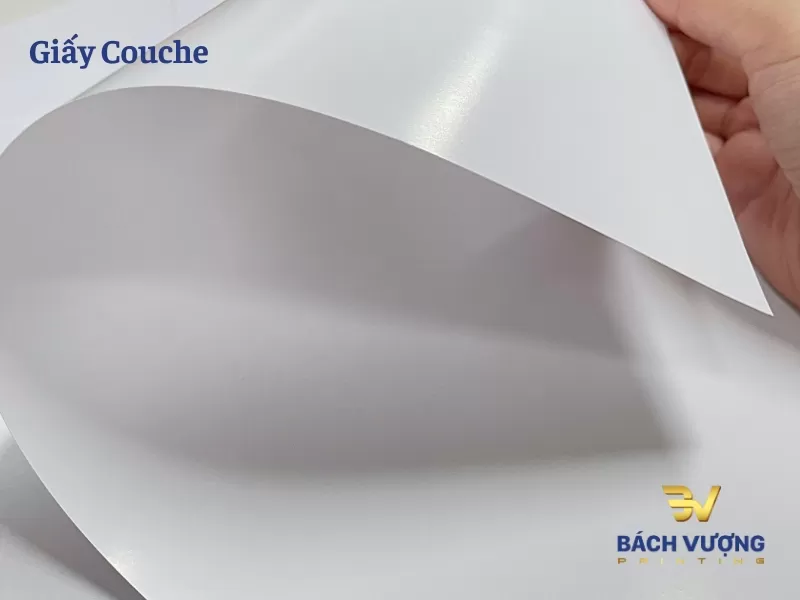 Giấy Couche với bề mặt l&aacute;ng mịn, độ trắng cao, th&ocirc;ng dụng trong in ấn