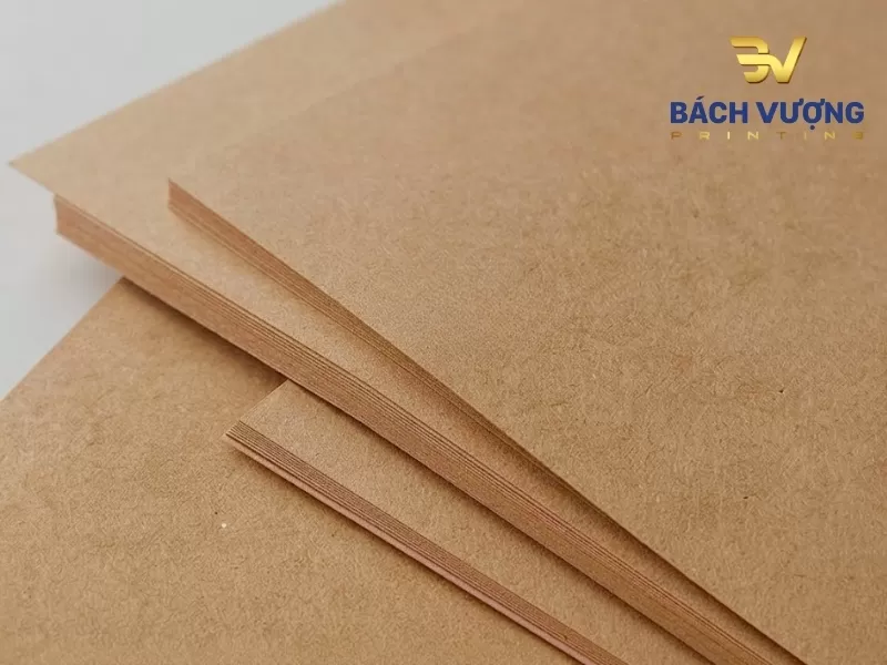 Chất liệu giấy Kraft n&acirc;u nguy&ecirc;n bản kh&ocirc;ng qua tẩy trắng